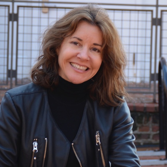 Meet the Posher - Picture 1 of 2